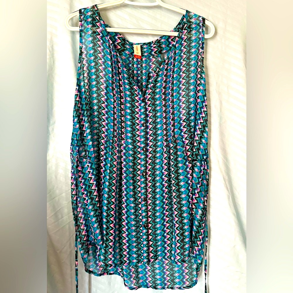 No Boundaries tank